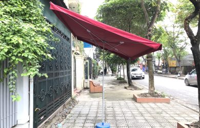 Ô che nắng mái nghiêng