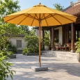 Minh họa ô chính tâm tán vàng với cán gỗ, nan gỗ và chân đế vuông