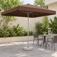 Minh họa ô chính tâm tán vuông màu nâu, thân thẳng và đế tròn trong sân gia đình